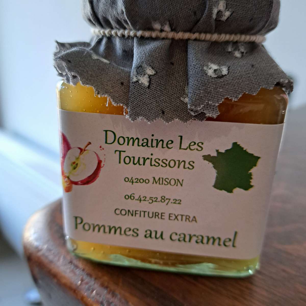 Confiture extra de pommes au caramel